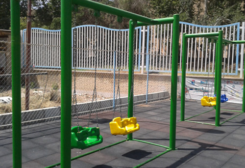 وسایل فلزی بازی کودکان