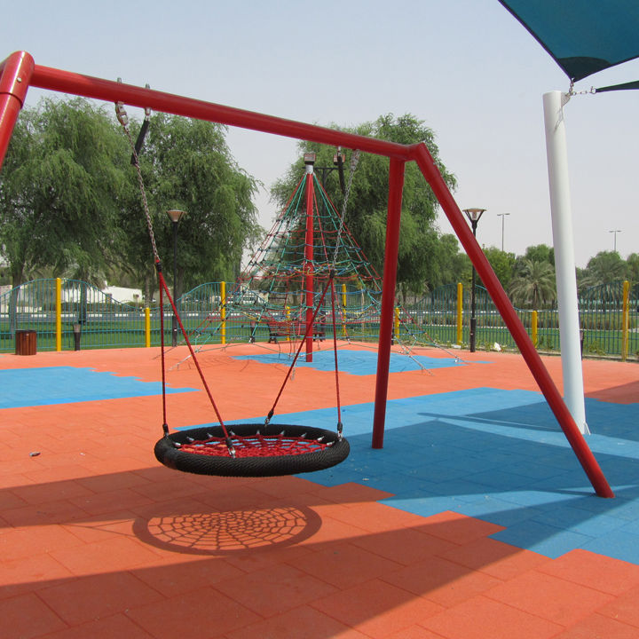 کفپوش زمین بازی 