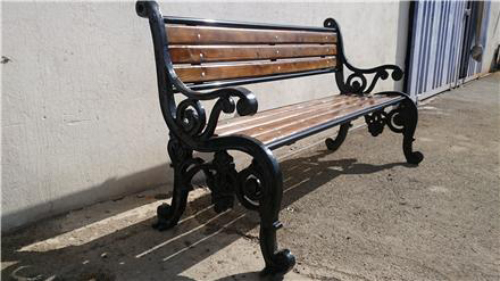 نیمکت چدنی پارکی