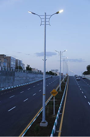 پایه چراغ خیابانی 9 متری